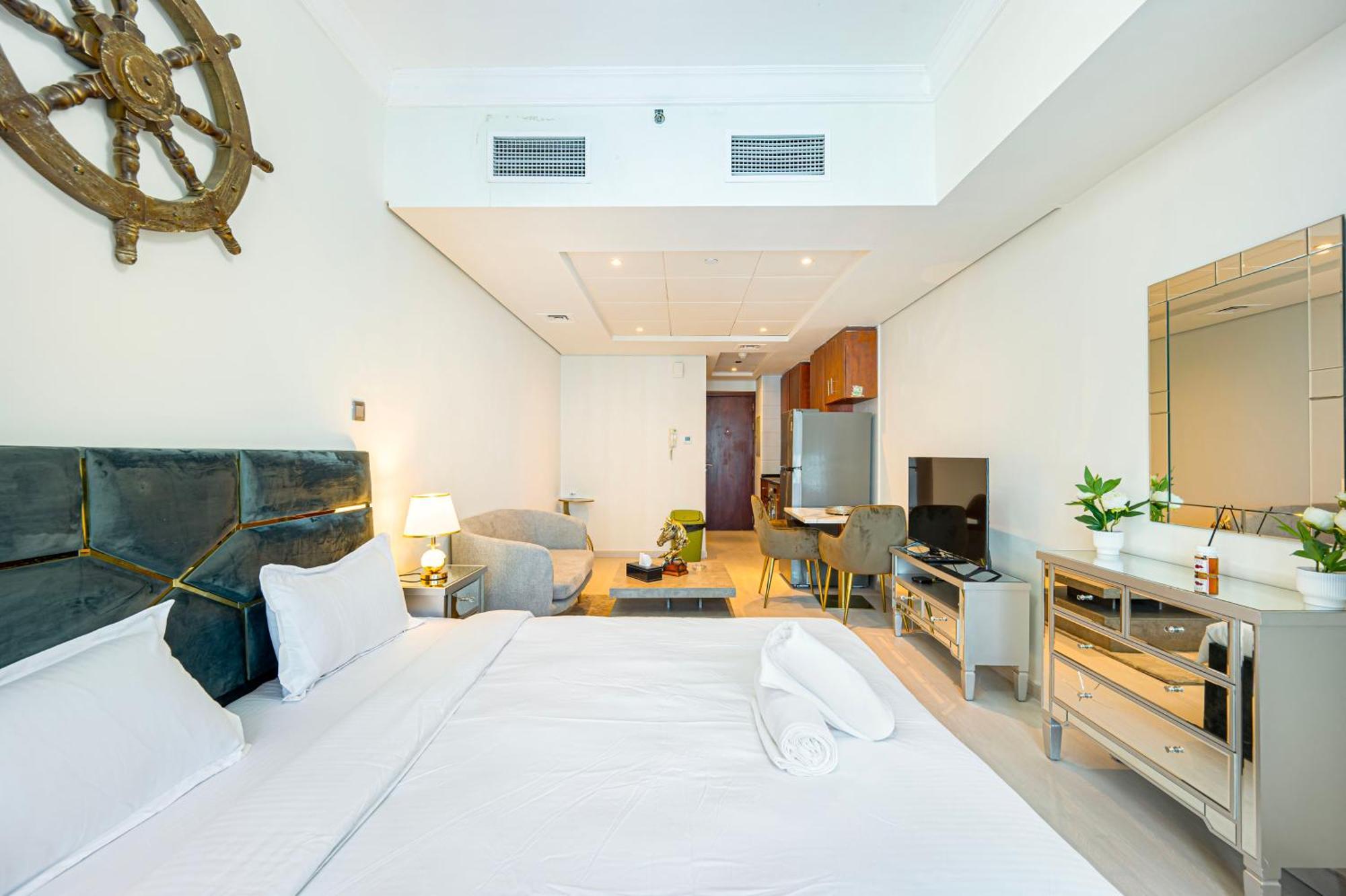 Splendid Close To Jbr * دبي